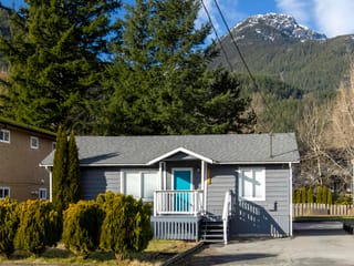 House for sale in Squamish, Squamish, 39727 Government Road, 263113161 | Realtylink.org