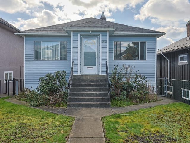 House for sale in Vancouver, Vancouver East, 2584 E Georgia Street, 263113194 | Realtylink.org
