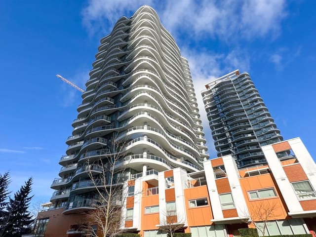 Apartment for sale in Surrey, North Surrey, 705 13303 Central Avenue, 263113213 | Realtylink.org