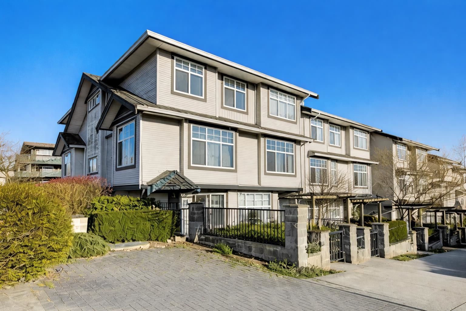 Townhouse for sale in Maple Ridge, Maple Ridge, 1 22466 North Avenue, 263113278 | Realtylink.org