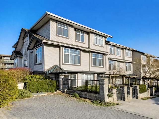 Townhouse for sale in Maple Ridge, Maple Ridge, 1 22466 North Avenue, 263113278 | Realtylink.org