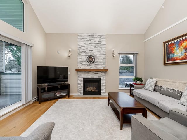 Apartment for sale in Surrey, Surrey, 302 13911 70 Avenue, 263113364 | Realtylink.org