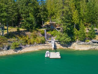 House for sale in Gambier Island, Sunshine Coast, 1010 Taki-Te-Si Road, 263113410 | Realtylink.org