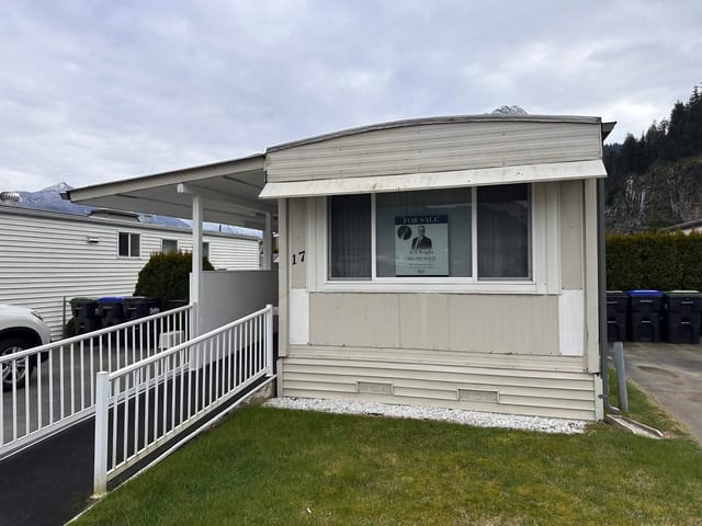 Manufactured Home for sale in Hope, Hope & Area, 17 62780 Flood Hope Road, 263113424 | Realtylink.org