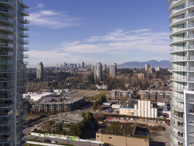 Apartment for sale in Burnaby, Burnaby East, 2105 7769 Park Crescent, 263113488 | Realtylink.org