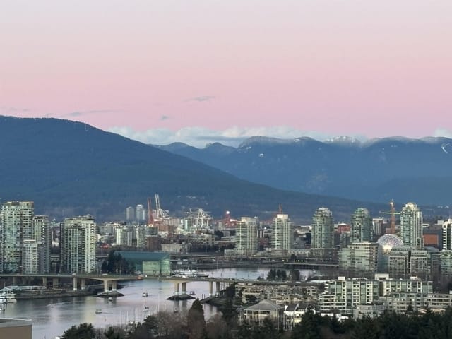 Apartment for sale in Vancouver, Vancouver West, PH 1268 W Broadway, 263113502 | Realtylink.org