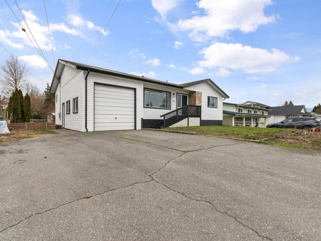 House for sale in Chilliwack, Chilliwack, 45601 Fernway Avenue, 263113532 | Realtylink.org