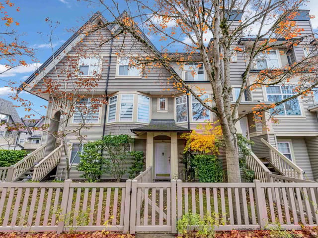 Townhouse for sale in Richmond, Richmond, 88 3711 Robson Court, 263113642 | Realtylink.org