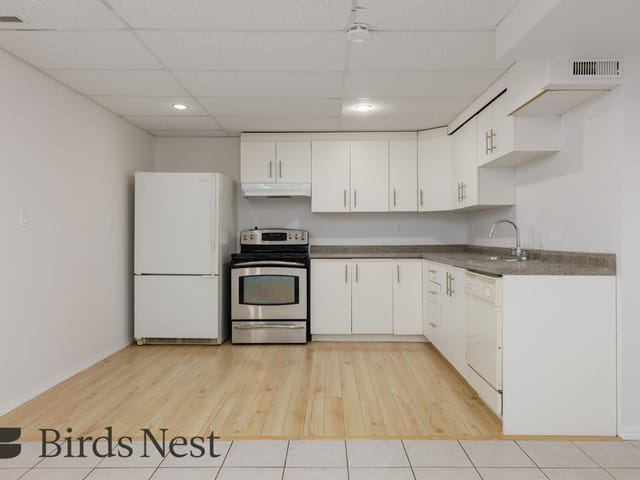 House for rent in Coquitlam, Coquitlam, Lower 2939 Keets Drive, 263113654 | Realtylink.org