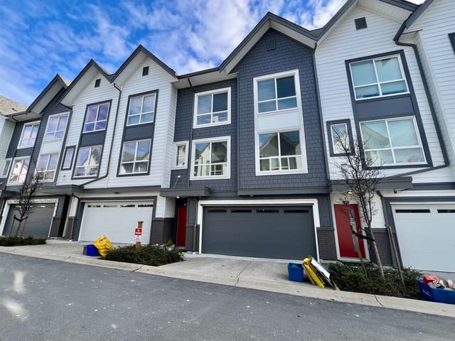 Townhouse for sale in Maple Ridge, Maple Ridge, 18 23785 Dewdney Trunk Road, 263113744 | Realtylink.org