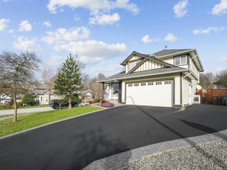 House for sale in Surrey, Cloverdale, 18111 68a Avenue, 263113771 | Realtylink.org