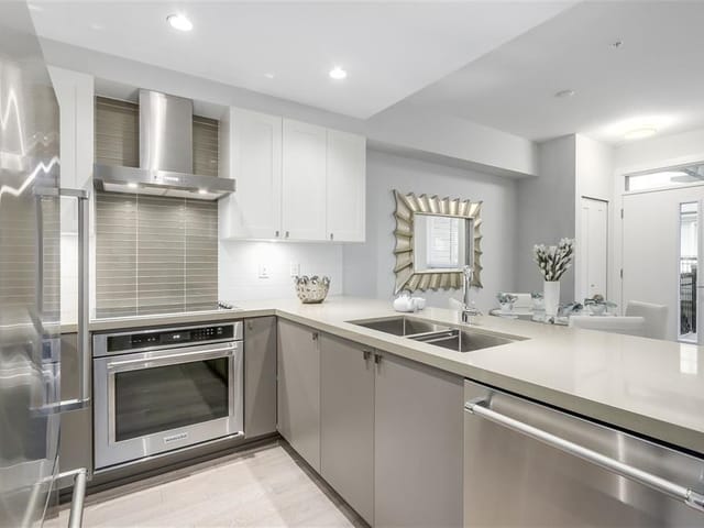 Townhouse for rent in Burnaby, Burnaby North, 11 3211 Noel Drive, 263113833 | Realtylink.org