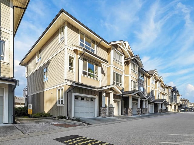 Townhouse for sale in Surrey, South Surrey White Rock, 40 2955 156 Street, 263113859 | Realtylink.org