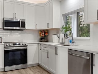 House for sale in Harrison Hot Springs, Harrison Lake, 17 750 Hot Springs Road, 263113868 | Realtylink.org