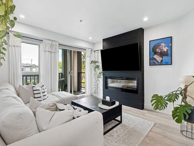 Apartment for sale in Vancouver, Vancouver East, 232 4550 Fraser Street, 263114005 | Realtylink.org