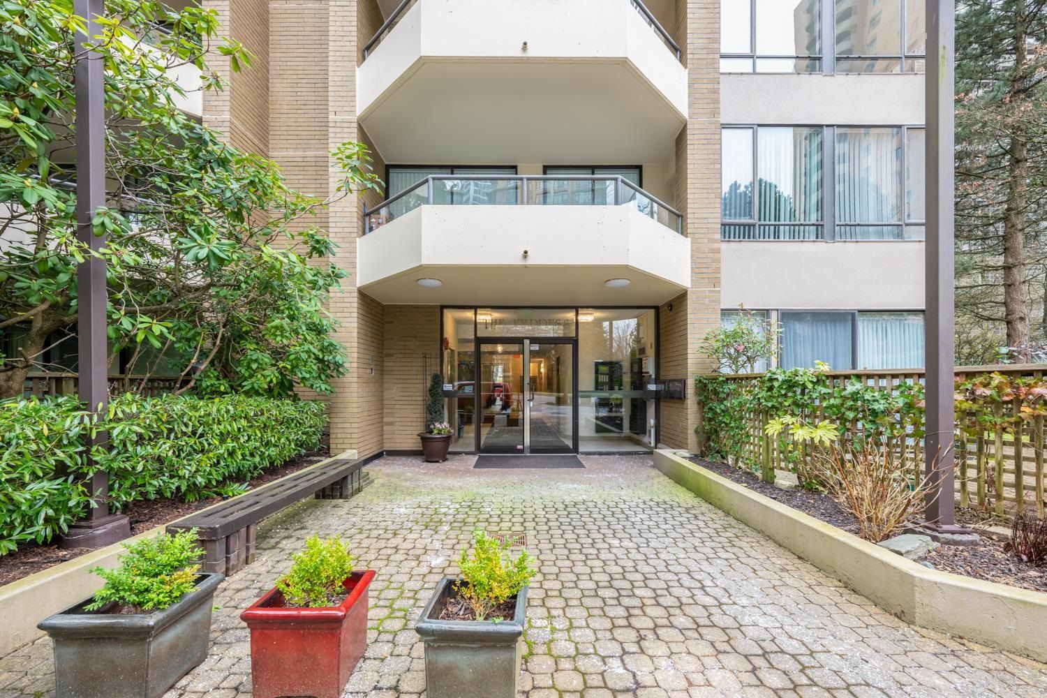 Apartment for sale in Burnaby, Burnaby South, 1601 6282 Kathleen Avenue, 263114011 | Realtylink.org