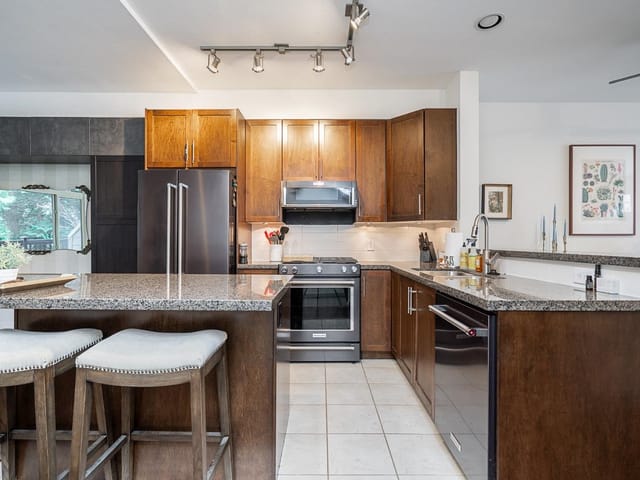 Townhouse for sale in Surrey, South Surrey White Rock, 32 15151 34 Avenue, 263114030 | Realtylink.org