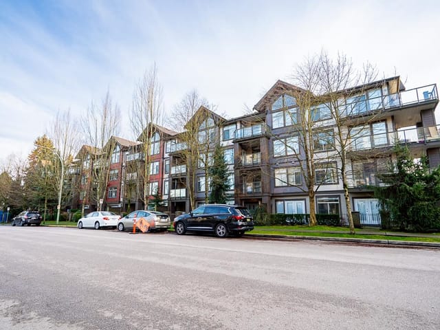 Apartment for sale in Surrey, North Surrey, 202 15388 101 Avenue, 263114058 | Realtylink.org