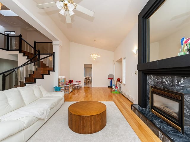 House for sale in Surrey, North Surrey, 10132 156 Street, 263114106 | Realtylink.org