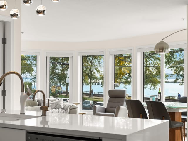 Apartment for sale in White Rock, South Surrey White Rock, 206 1119 Vidal Street, 263114117 | Realtylink.org