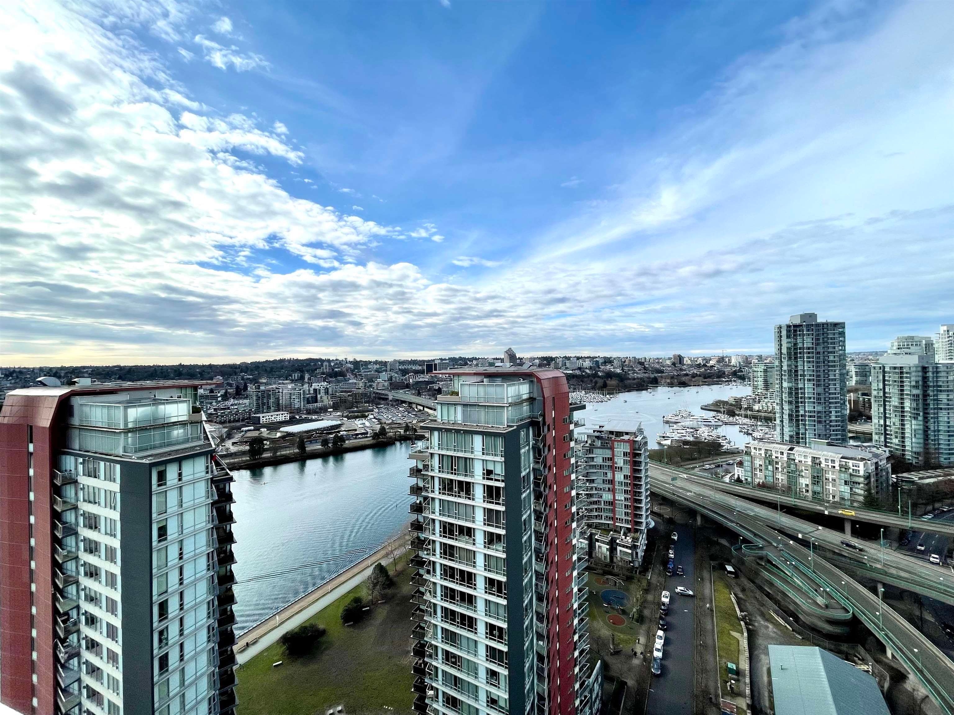 Apartment for rent in Vancouver, Vancouver West, 31** 33 Smithe Street, 263114183 | Realtylink.org
