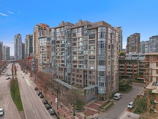 Apartment for sale in Vancouver, Vancouver West, 404 238 Alvin Narod Mews, 263114261 | Realtylink.org