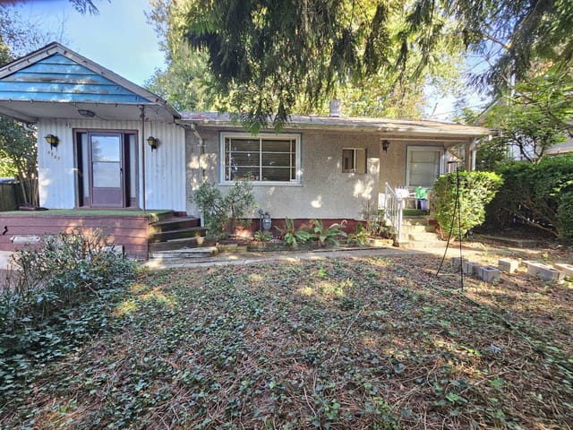 House for sale in Burnaby, Burnaby South, 4505 Marine Drive, 263114267 | Realtylink.org