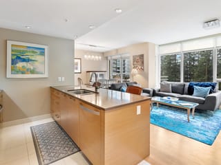 Apartment for sale in White Rock, South Surrey White Rock, 303 1473 Johnston Road, 263114298 | Realtylink.org