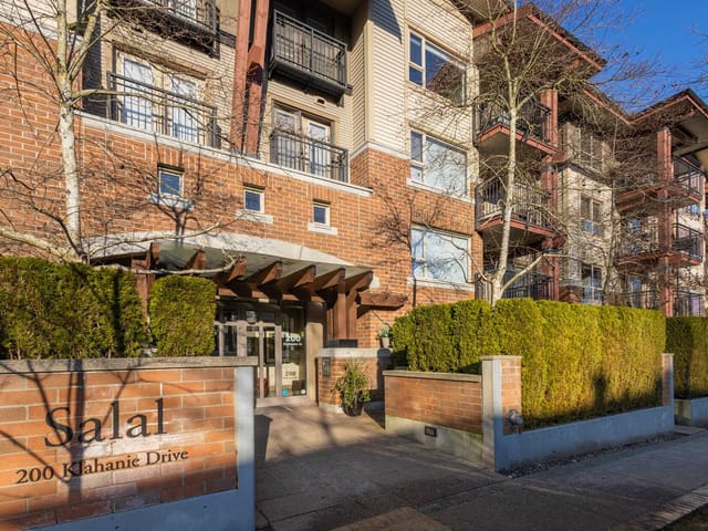 Apartment for sale in Port Moody, Port Moody, 201 200 Klahanie Drive, 263114323 | Realtylink.org