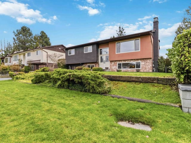 House for sale in Delta, N. Delta, 11078 83a Avenue, 263114369 | Realtylink.org