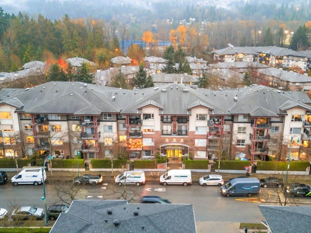Apartment for sale in Port Moody, Port Moody, 208 200 Klahanie Drive, 263114391 | Realtylink.org