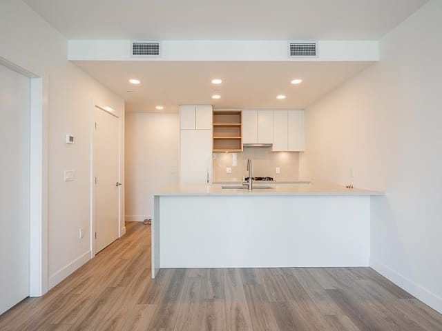 Apartment for sale in Burnaby, Burnaby North, 2101 4433 Alaska Street, 263114423 | Realtylink.org