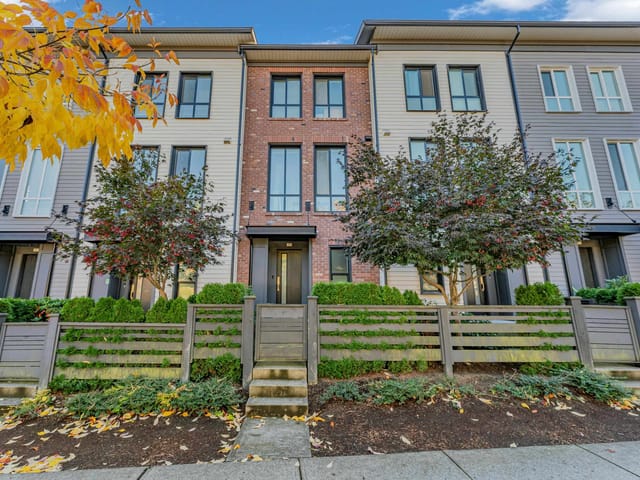 Townhouse for sale in Surrey, South Surrey White Rock, 15 15828 27 Avenue, 263114481 | Realtylink.org