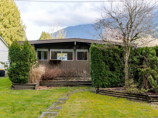 House for sale in Lindell Beach, Cultus Lake & Area, 1876 Vera Road, 263114630 | Realtylink.org
