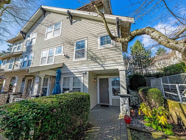 Townhouse for sale in Burnaby, Burnaby East, 3 7179 18th Avenue, 263114715 | Realtylink.org
