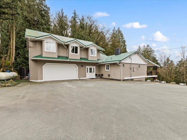 House for sale in Chilliwack, Chilliwack, 43590 Chilliwack Mountain Road, 263114760 | Realtylink.org