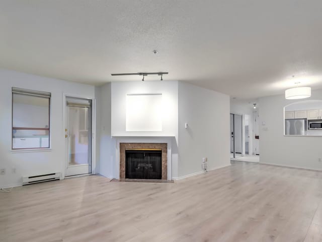 Apartment for sale in Vancouver, Vancouver West, 118 1869 Spyglass Place, 263114778 | Realtylink.org