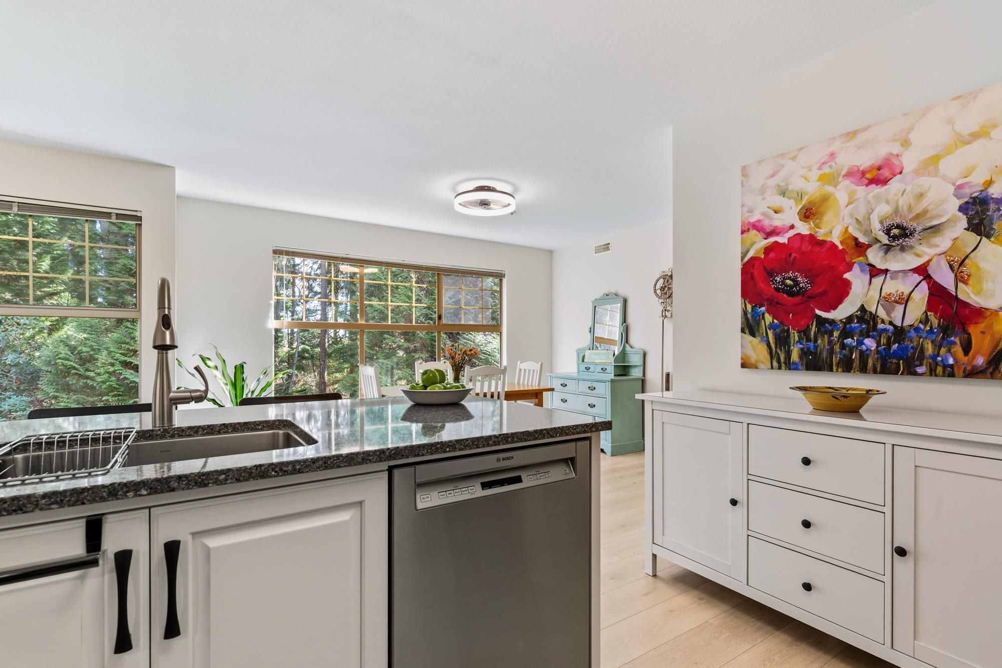 Apartment for sale in Port Moody, Port Moody, 201 180 Ravine Drive, 263114798 | Realtylink.org