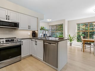 Apartment for sale in Port Moody, Port Moody, 201 180 Ravine Drive, 263114798 | Realtylink.org