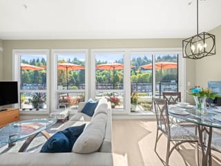 Apartment for sale in Port Moody, Port Moody, 605 3038 St George Street, 263114977 | Realtylink.org