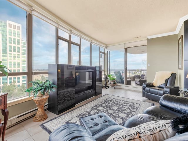 Apartment for sale in Burnaby, Burnaby South, 1105 6888 Station Hill Drive, 263114995 | Realtylink.org