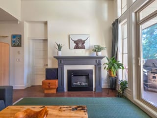 Apartment for sale in Surrey, South Surrey White Rock, 305 15145 36 Avenue, 263115005 | Realtylink.org