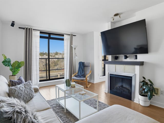 Apartment for sale in New Westminster, New Westminster, 808 1 Renaissance Square, 263115048 | Realtylink.org