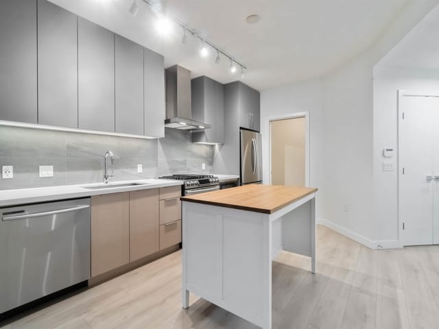 Apartment for sale in Coquitlam, Coquitlam, 114 603 Regan Avenue, 263115075 | Realtylink.org