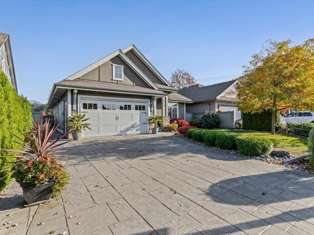 House for sale in Chilliwack, Sardis, 5440 Chinook Street, 263115097 | Realtylink.org