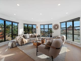 Apartment for sale in West Vancouver, West Vancouver, 101 2412 Haywood Avenue, 263115163 | Realtylink.org