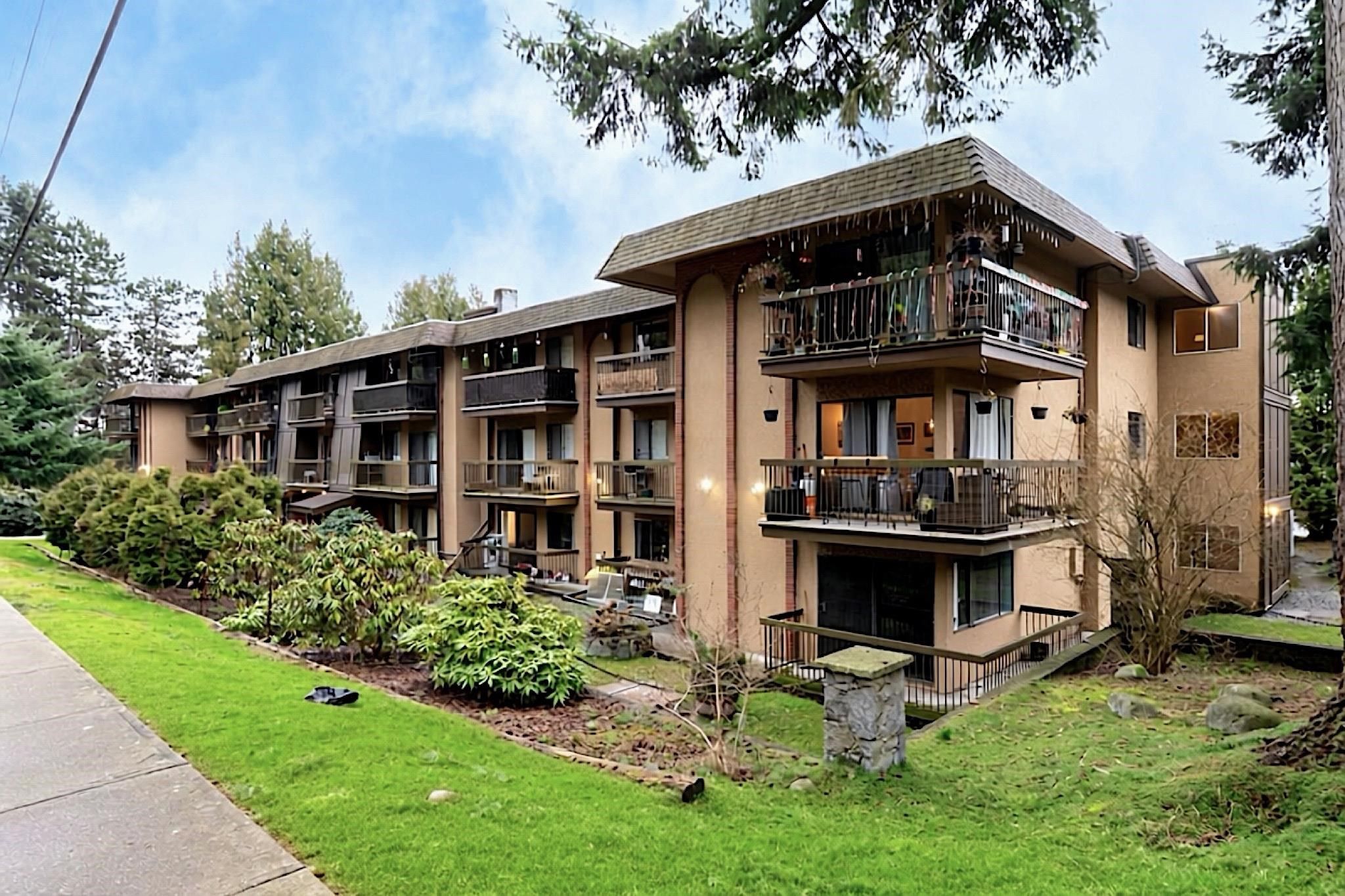 Apartment for sale in Coquitlam, Coquitlam, 301 1000 King Albert Avenue, 263115206 | Realtylink.org