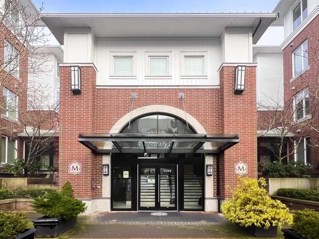 Apartment for sale in Richmond, Richmond, 406 9399 Odlin Road, 263115215 | Realtylink.org
