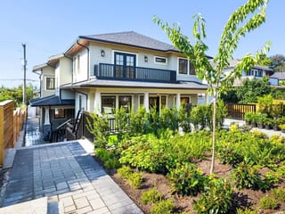 1/2 Duplex for sale in North Vancouver, North Vancouver, 261 W 6th Street, 263115247 | Realtylink.org