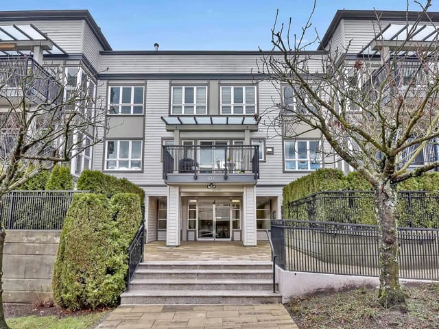 Apartment for sale in North Vancouver, North Vancouver, 403 106 W Kings Road, 263115249 | Realtylink.org